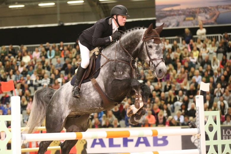 171028henriktapperrt