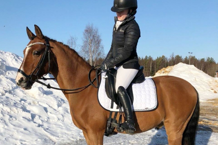 Helgens dressyrvinnare på ponny