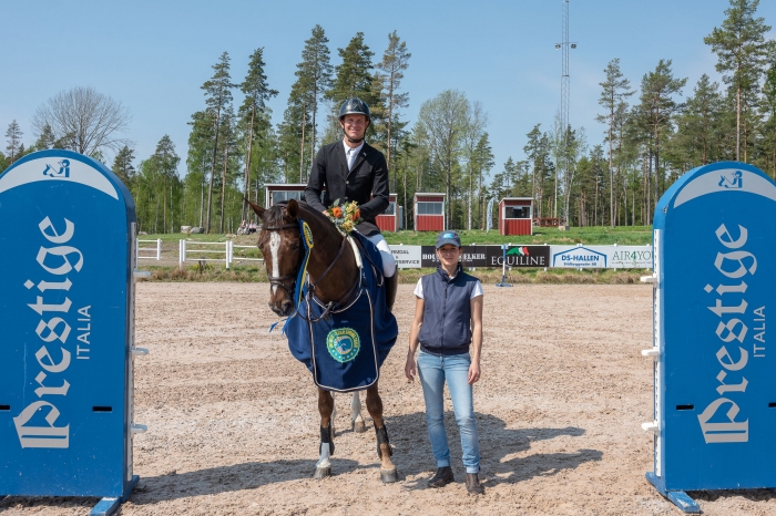 Omhoppning med spets för Fredrik – vann 7-Star i Hammarö