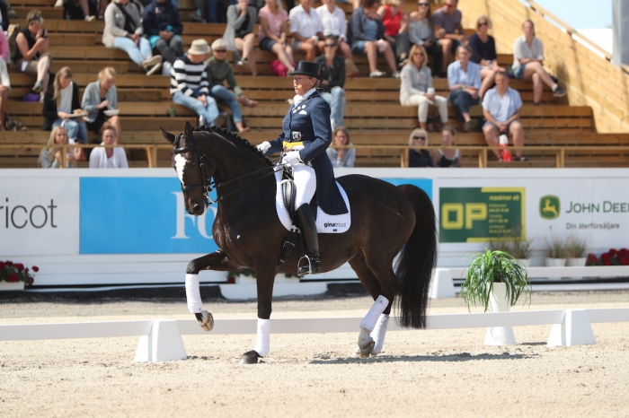 Kyra Kyrklund inspirerade i Falsterbo