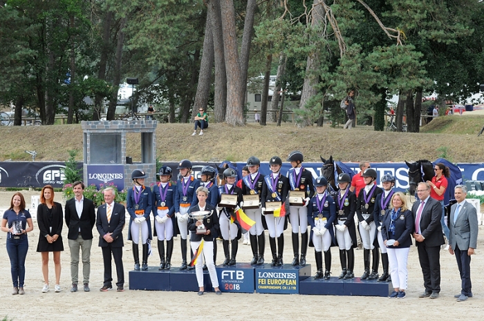 Lina Dolk: ”Nu ska vi njuta av medaljen”