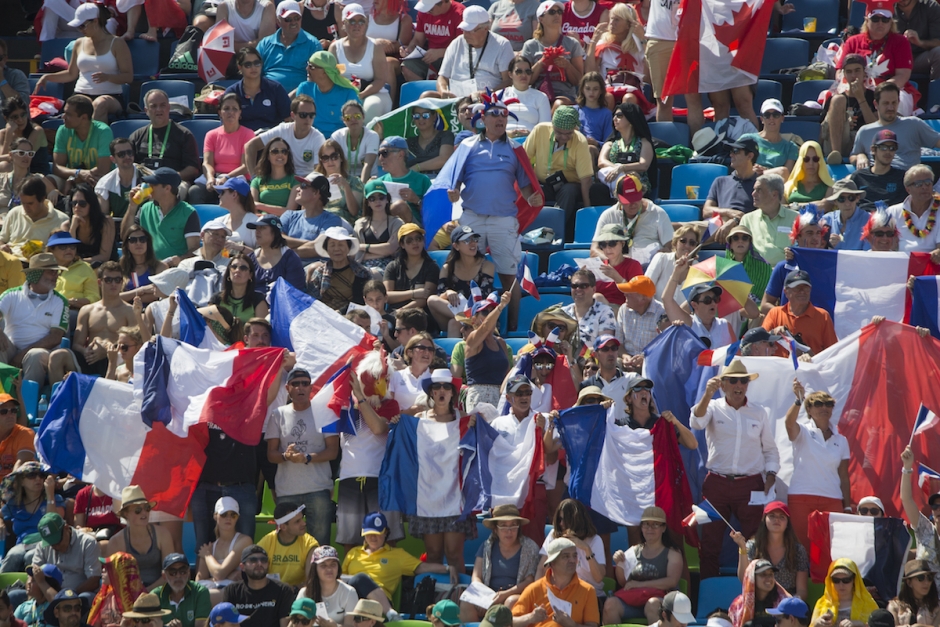 Starka reaktioner när Frankrikes dressyrlag stryks från VM
