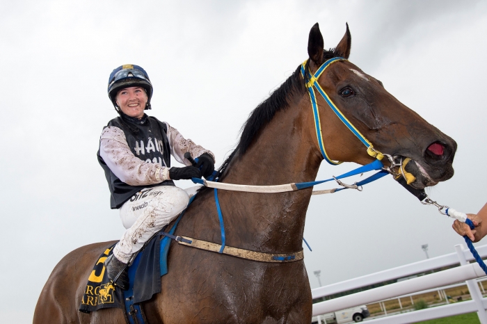 Hopptjejen som blev världsmästare på galoppbanan