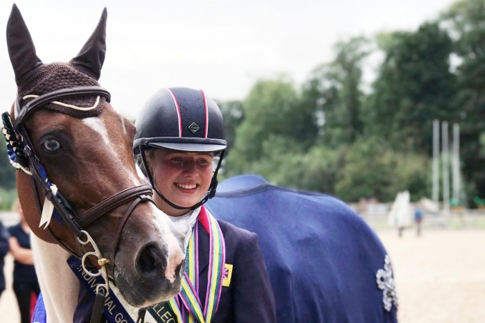 Från dumpad i ett dike till hyllad EM-vinnare