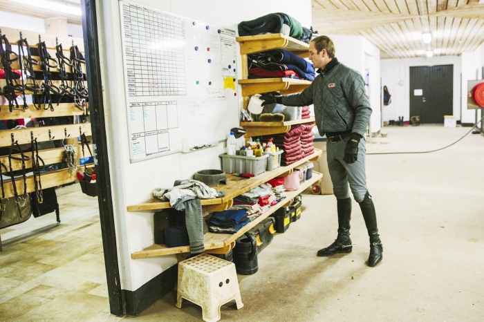 Därför säljer förbundskapten Ankarcrona sin gård