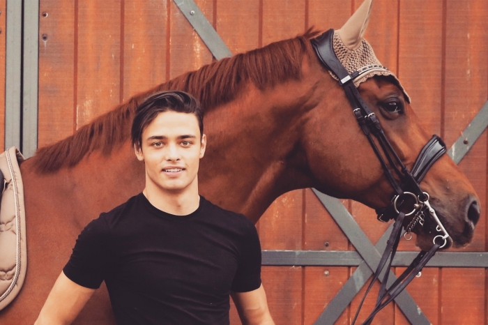 Dressyrryttaren Matt Harnacke träffar svenska hästprofiler i ny tv-serie