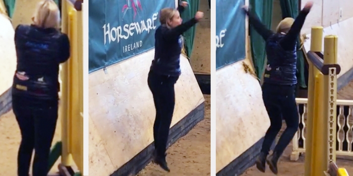 Klipp: Känslostormar på ponny-SM när dottern rider