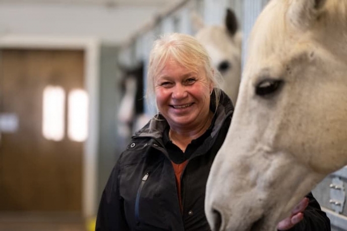 Små hästar gör stor nytta hos Årets ridskola