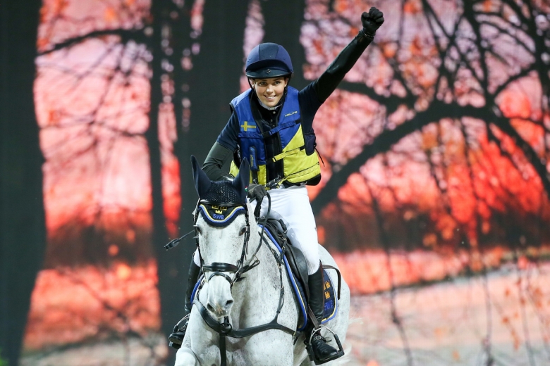 Louise Svensson J&auml;hde - Waikiki 207 Fj-8248