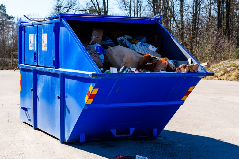 Hästhuvud hittat vid återvinningcentral