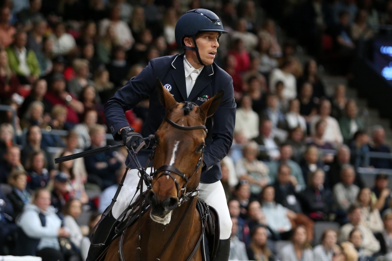 Slutstriden tätnar i Top 10 – Ridsport liverapporterar