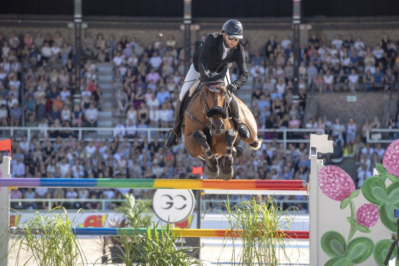 Sunshine tour avslutas efter befarat EHV-1-fall