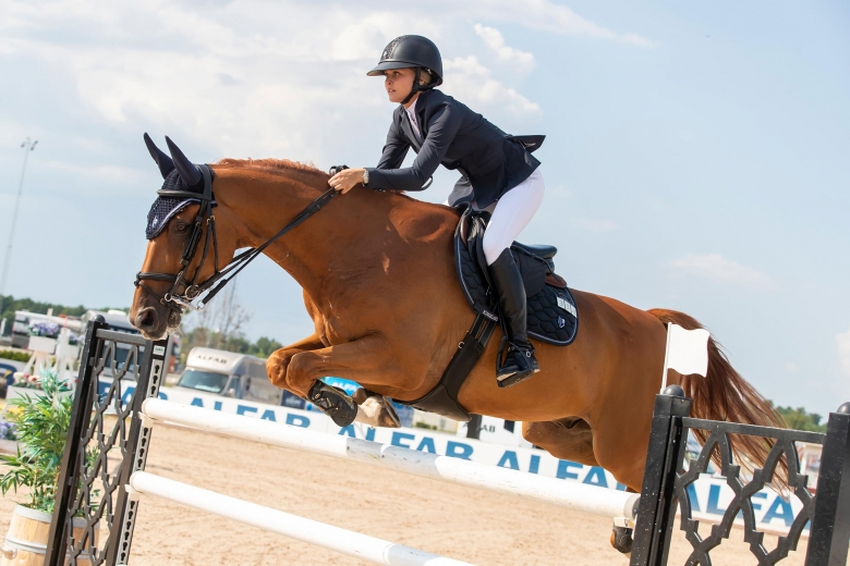 Ottilia Lundgren höll rakt igenom YR-SM