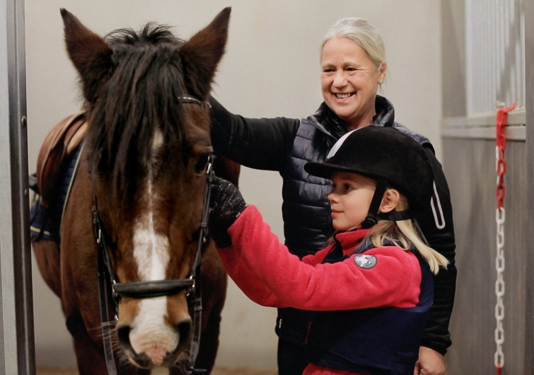 Carina Bergh är Årets ridlärare