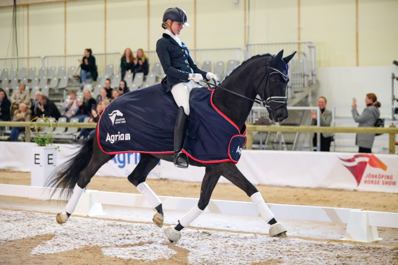 Här är söndagens finalvinnare på dressyrbanan