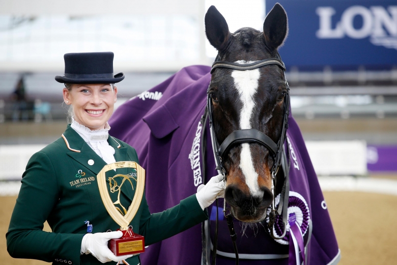 Shirekorsning tog historisk dressyrseger i Doha