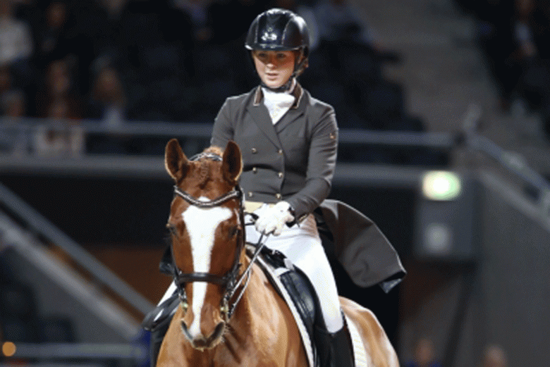 Powerryttaren Sofie Relander börjar blogga för Ridsport