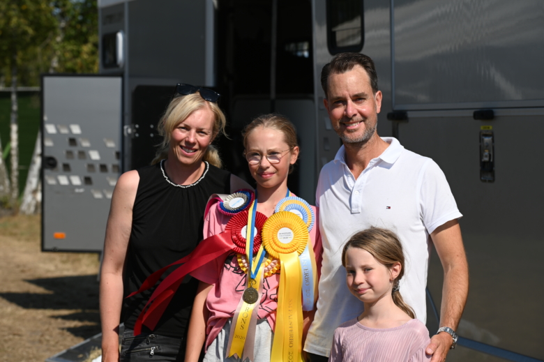 200817 Familjen Wennerhorn Charlotte Nathalie Magnus Nellie Foto An