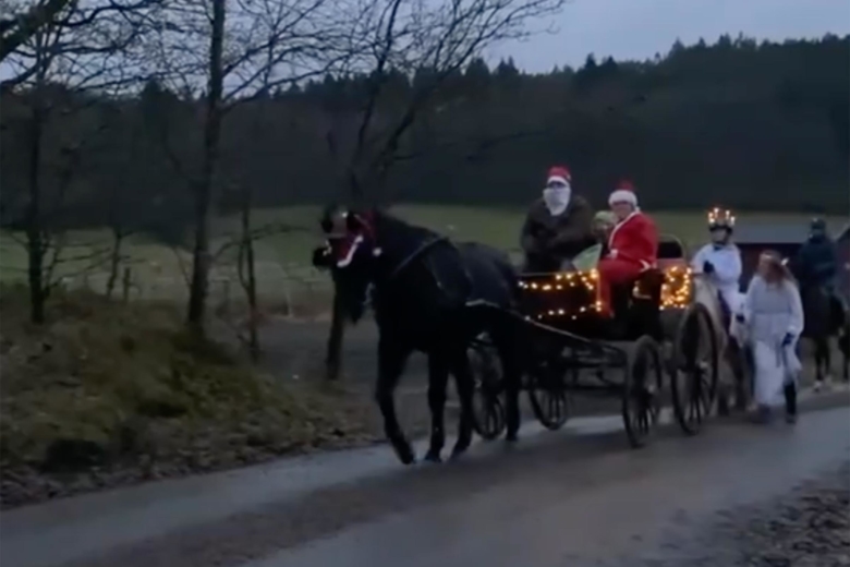 Kolla klippet: Lusserally med tomten