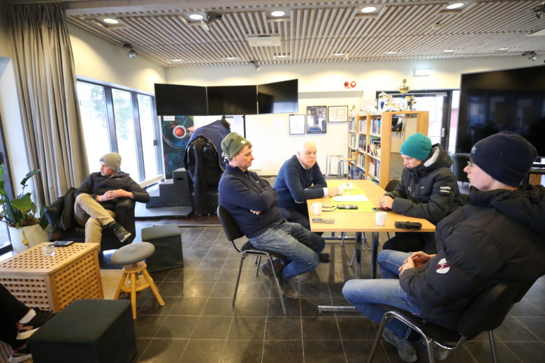 Provsvar avgör om hingstar får åka hem eller stanna