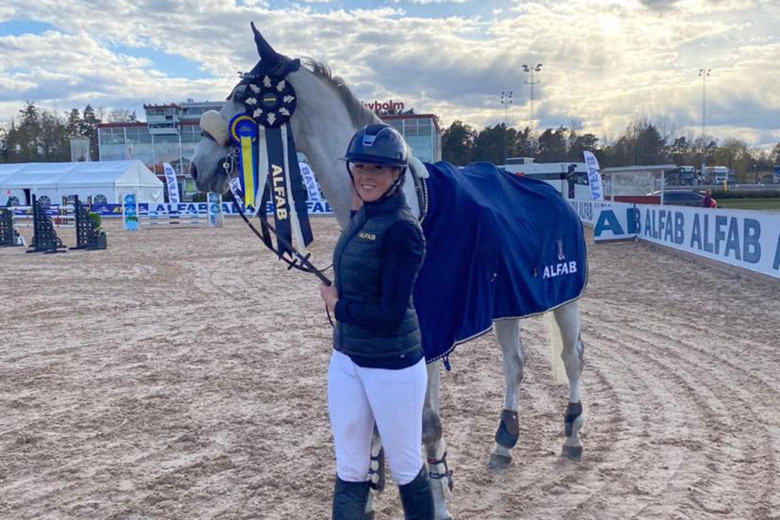 Sofia Kroon snabbast på sin ”långsamma” häst