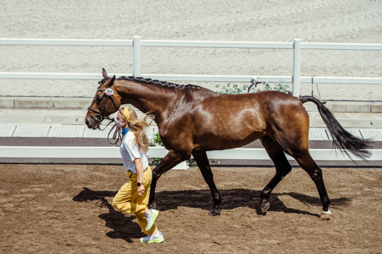 Sara Algotsson Ostholt: ”Varför släpa med en reserv?”