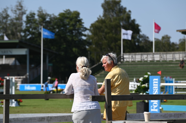 Ridsportjournalisten Sarah Thunholm är död