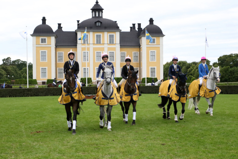 Flyinge och Karlskoga mästare efter medaljjakt på Strömsholm