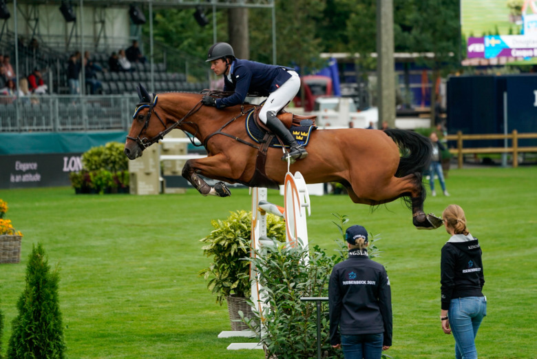 Svenskt i topp efter första EM-rundan