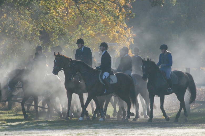Därför rider vi hubertusjakt – historien bakom traditionen