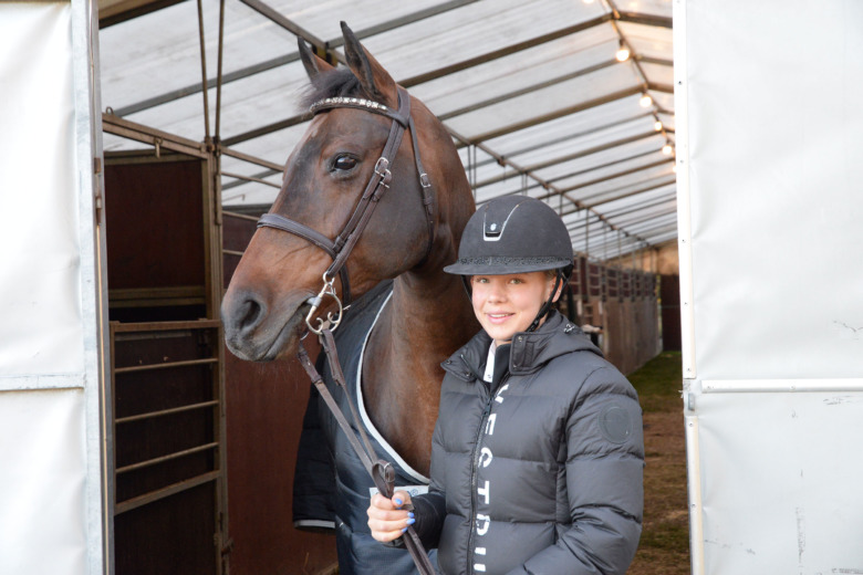 Ridsport Play: ”Det är lite press att bli omskriven”