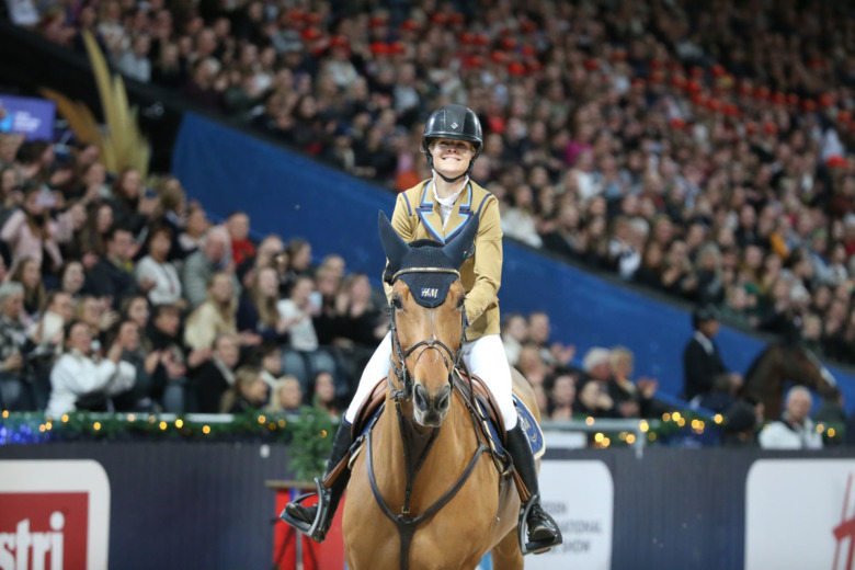 Kolla klippet: Ingen vanlig måndag i ridhuset