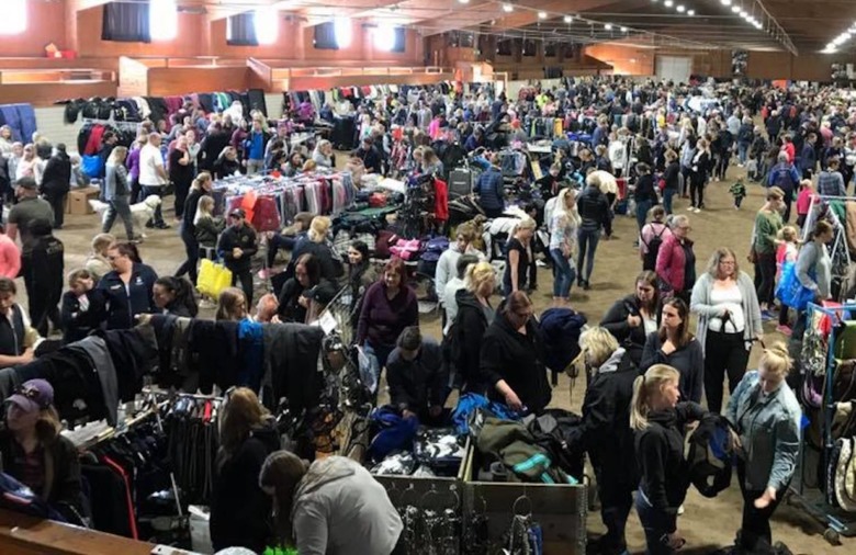 Hästloppisen som tar sig landet runt