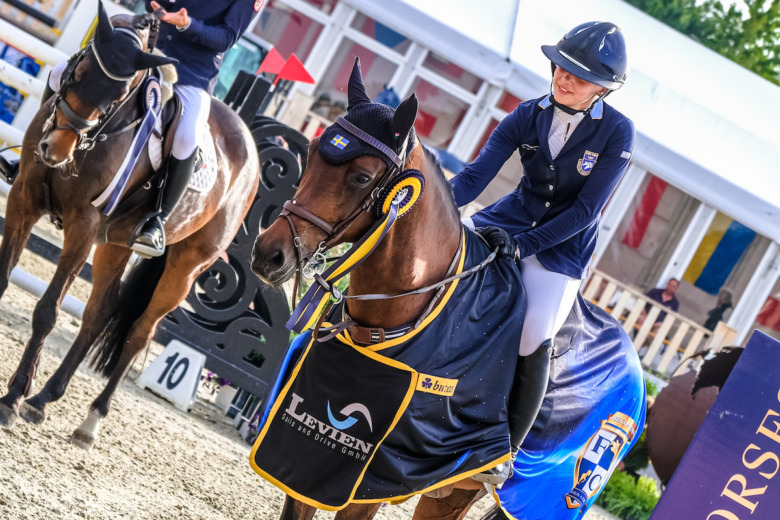 Hopp-SM går in i andra veckan