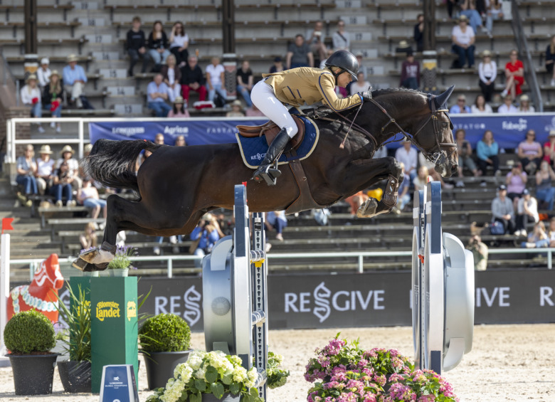 El Barone 111 byter guldryttare