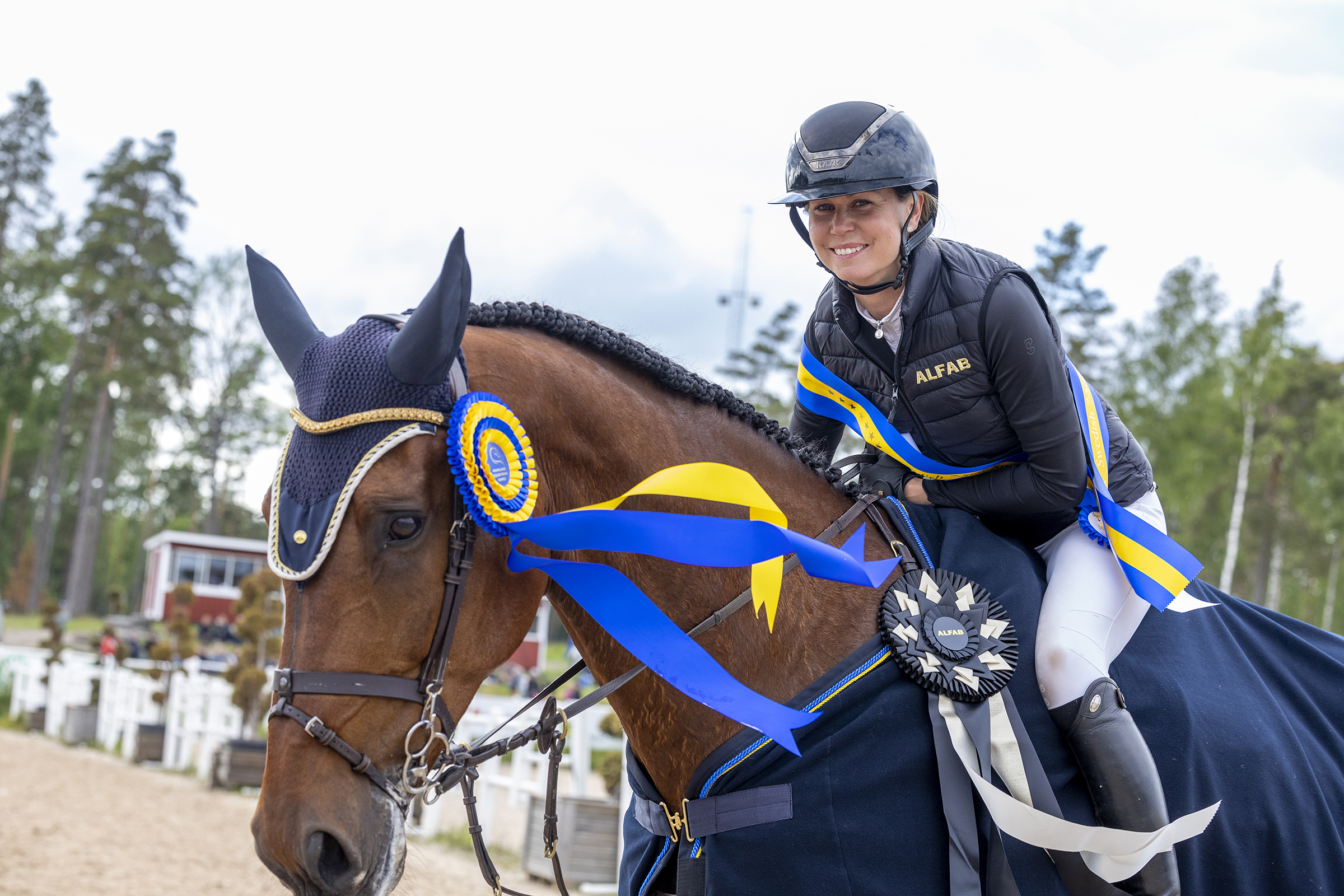 Matilda Pettersson-head Over Hills 1 220612 Rt