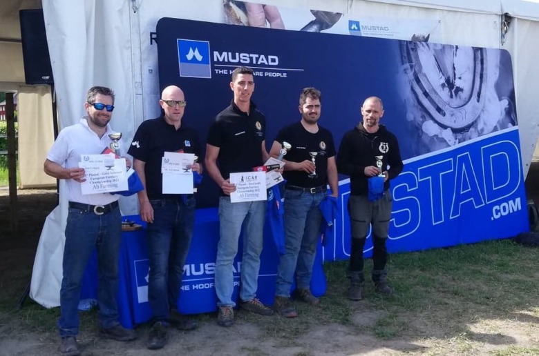 Jesper i topp fem på EM i hovslageri