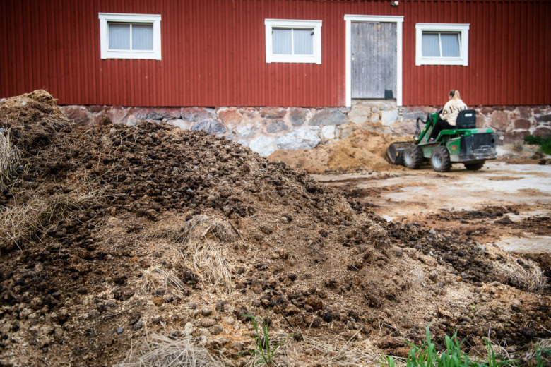 Brist på gödselstackar hotar djurlivet