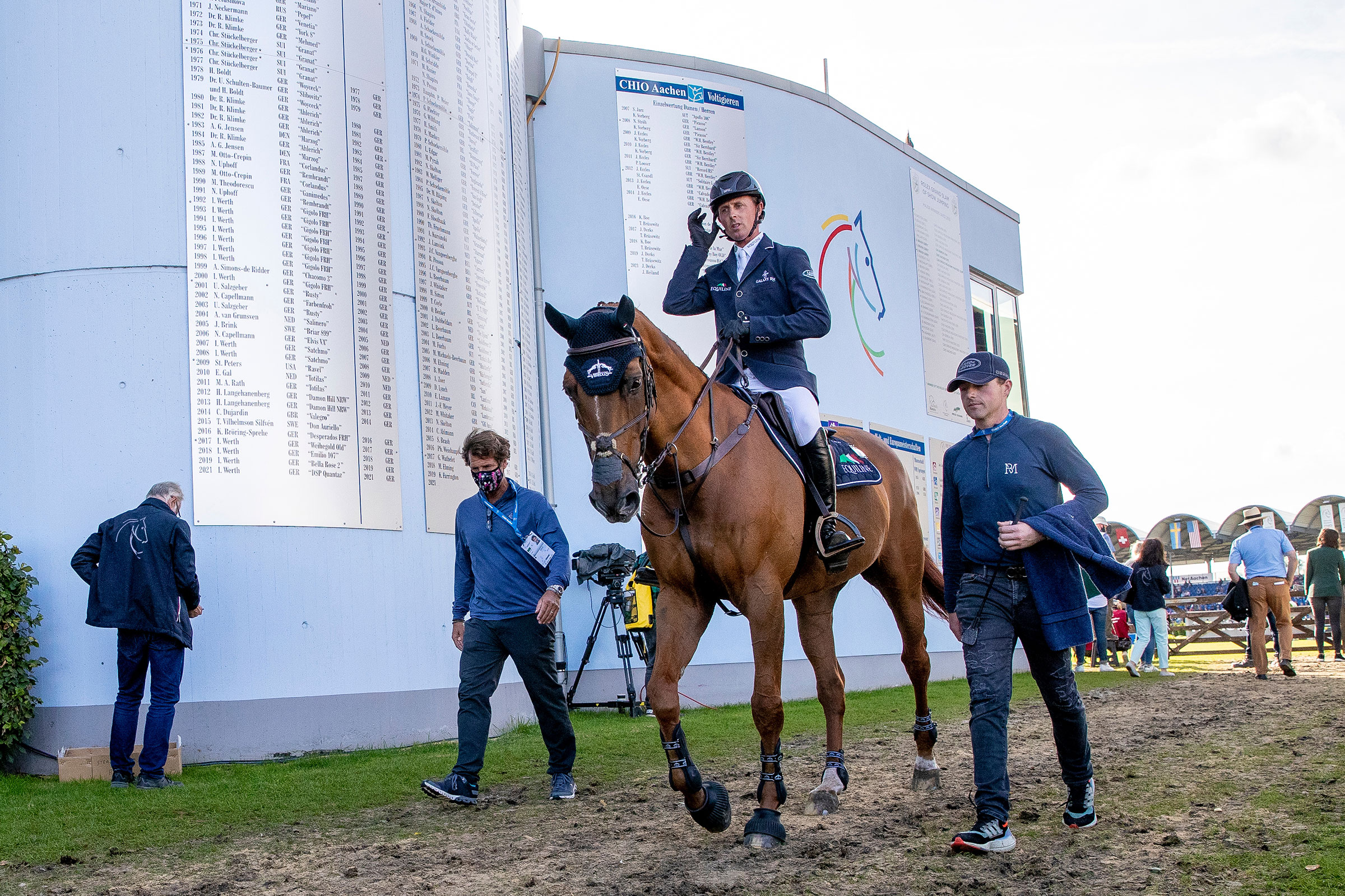 Maher-b-aken21sv7957