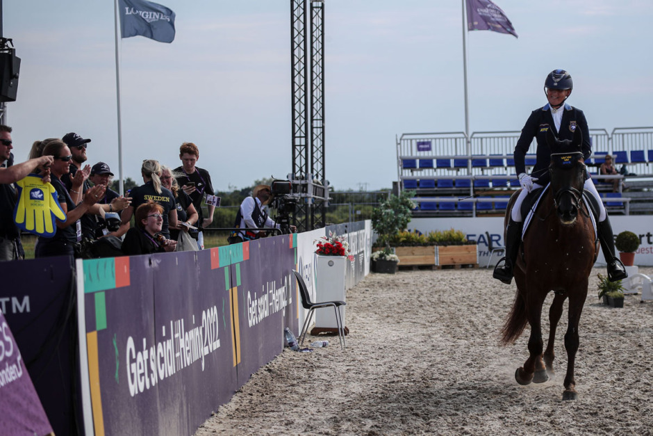 Stabil svensk avslutning i paradressyren