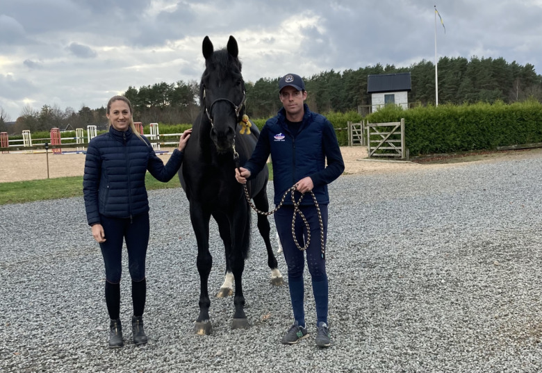 Hoppryttarna som hittade hem på Henriksdal