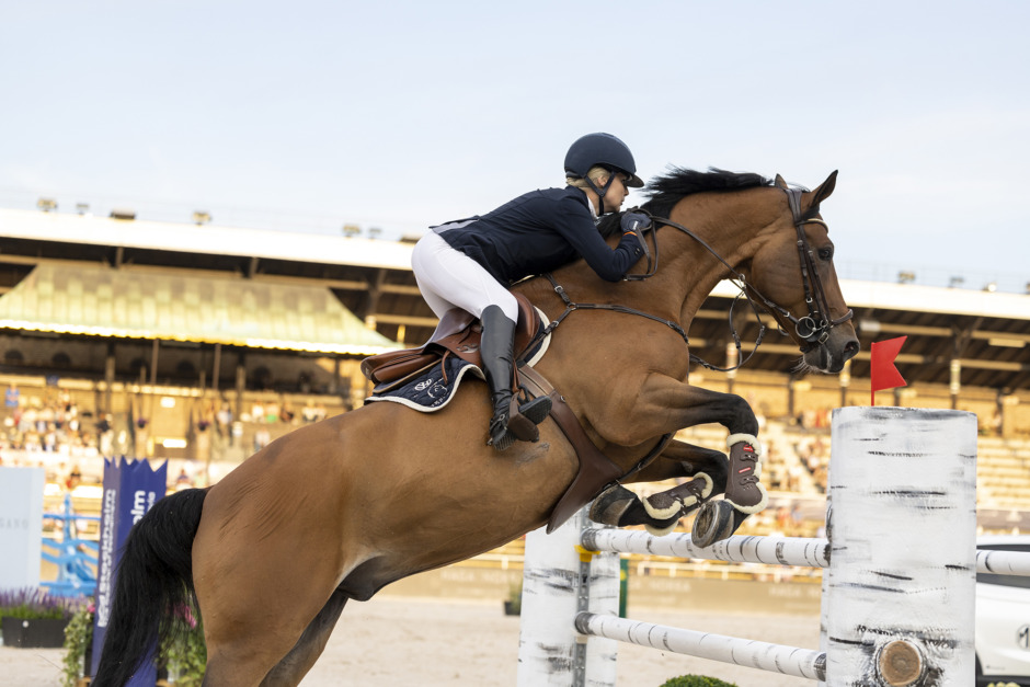 Evelina Tovek 1,50-vinnare i Doha