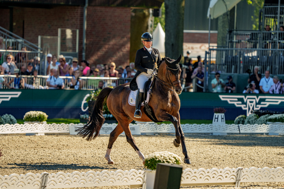 Werth byter häst till världscupfinalen