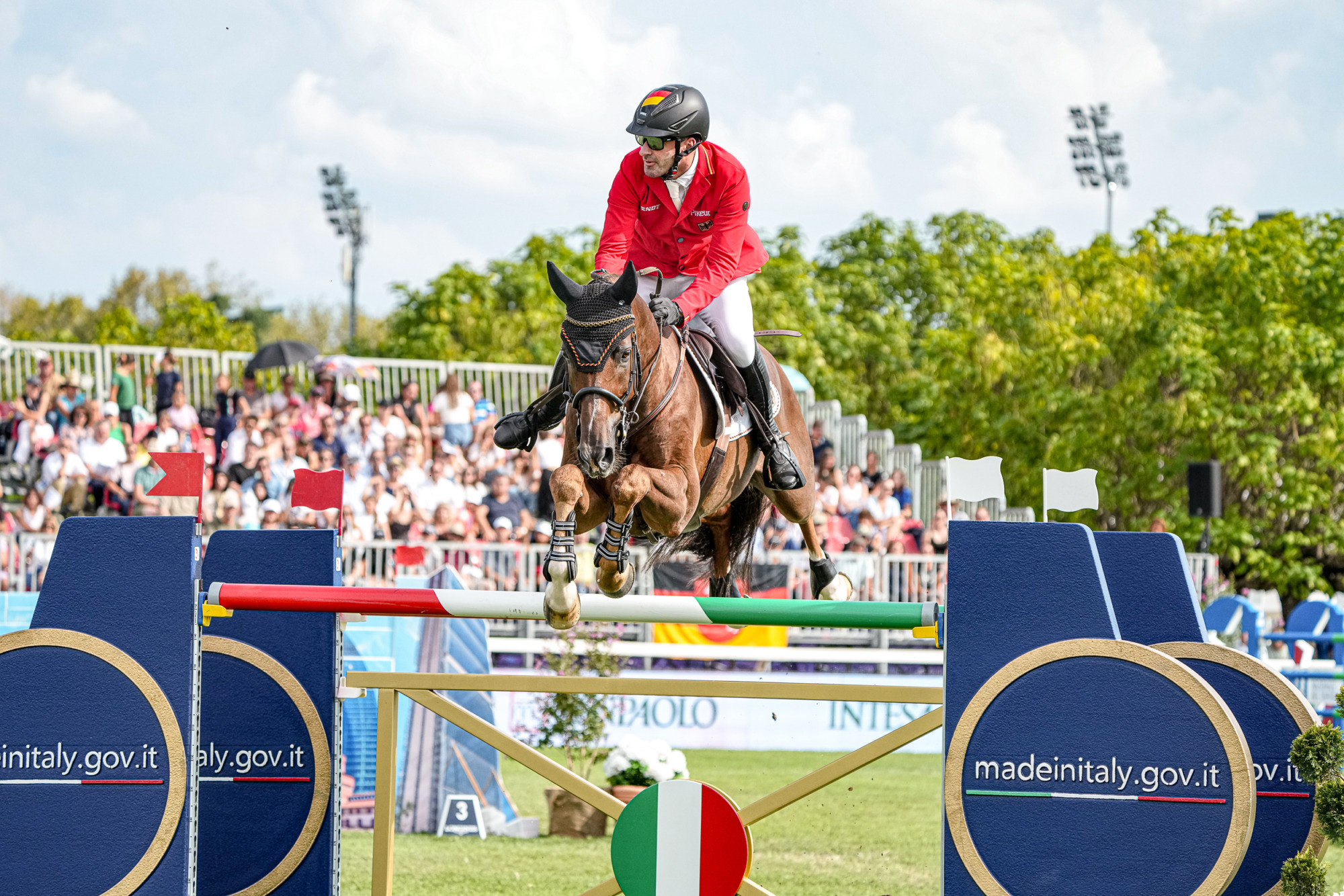 Philipp Weishaupt (ger) Zineday