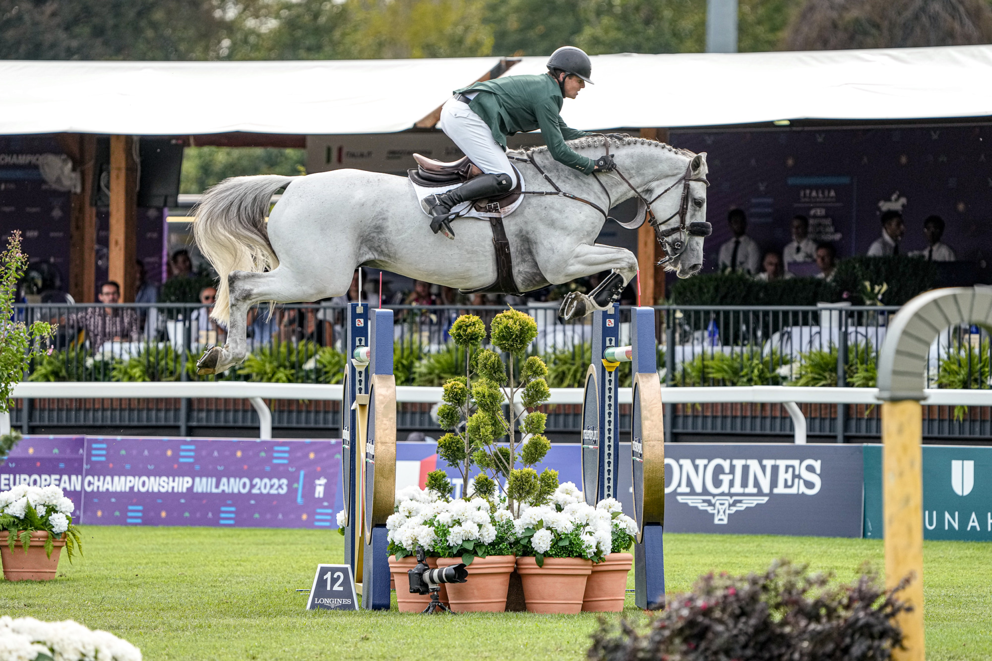 Shane Sweetnam (irl) James Kann Cruz