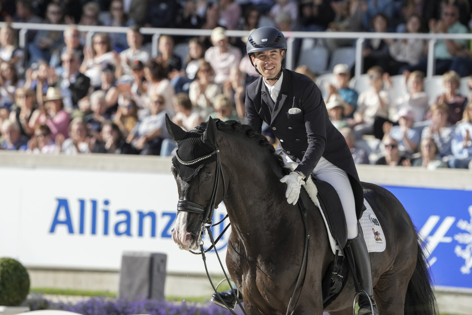 Benjamin Werndl vill ha logisk träning för unga hästar