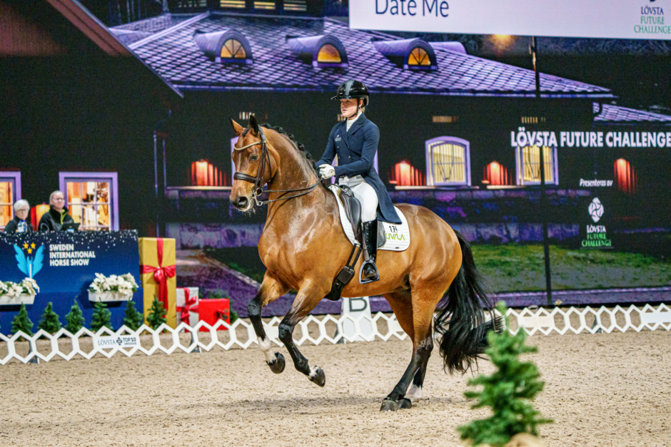 Emma segrade i Lövstas första omgång ”Jag har världens mest ambitiösa häst”