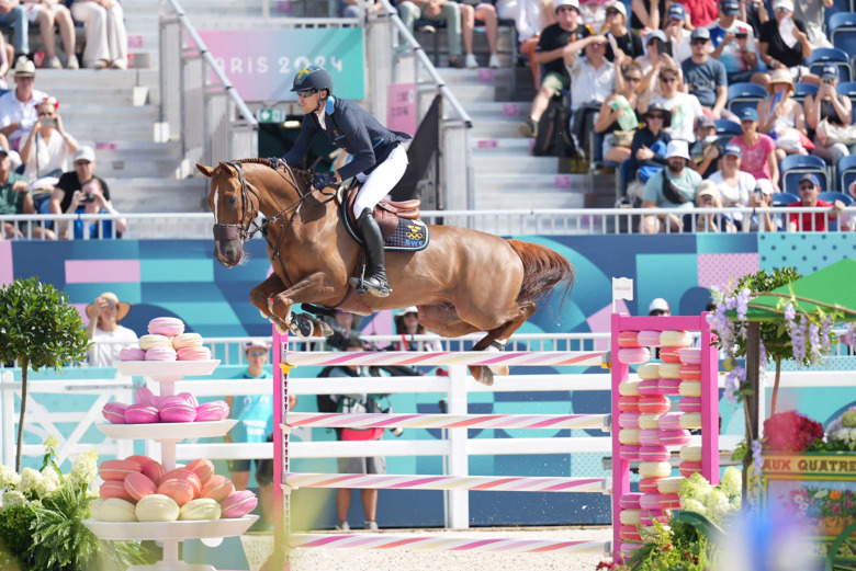 Live från OS i Paris: Sverige klart för final i laghoppningen