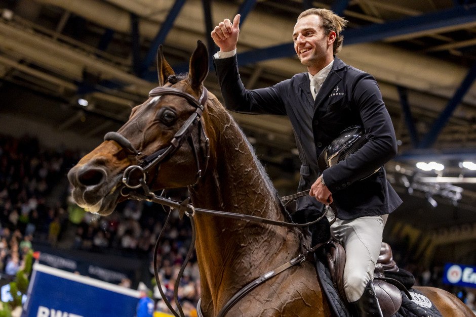 Richard Vogel fortsätter regera i världscupen – Wilma Hellström placerad