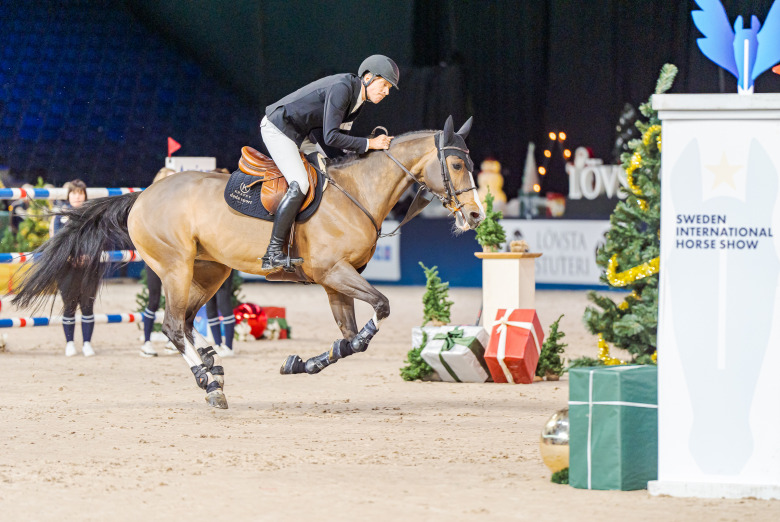 Världsettans rekordsvit fortsätter